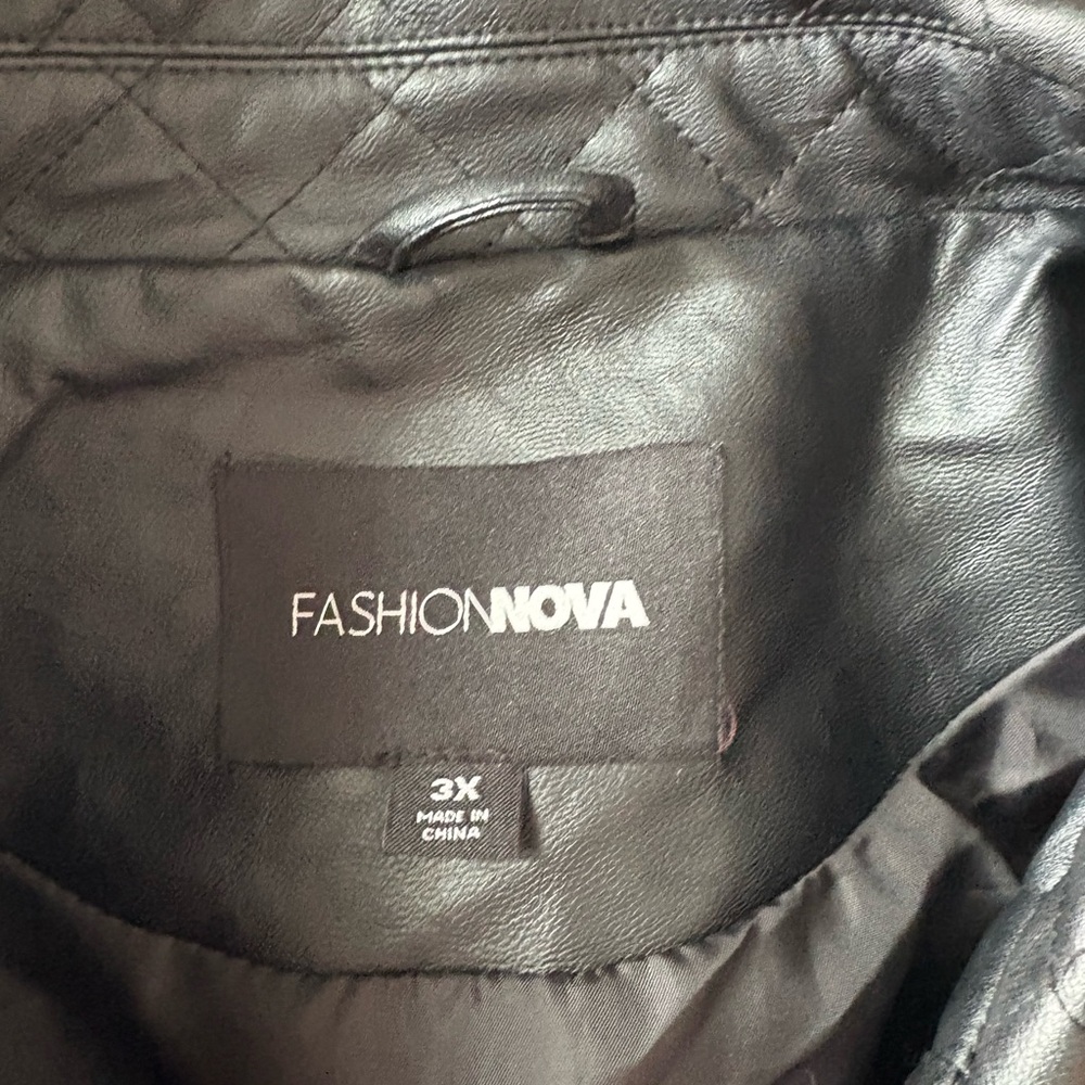Fashion Nova Quilted Black Outerwear